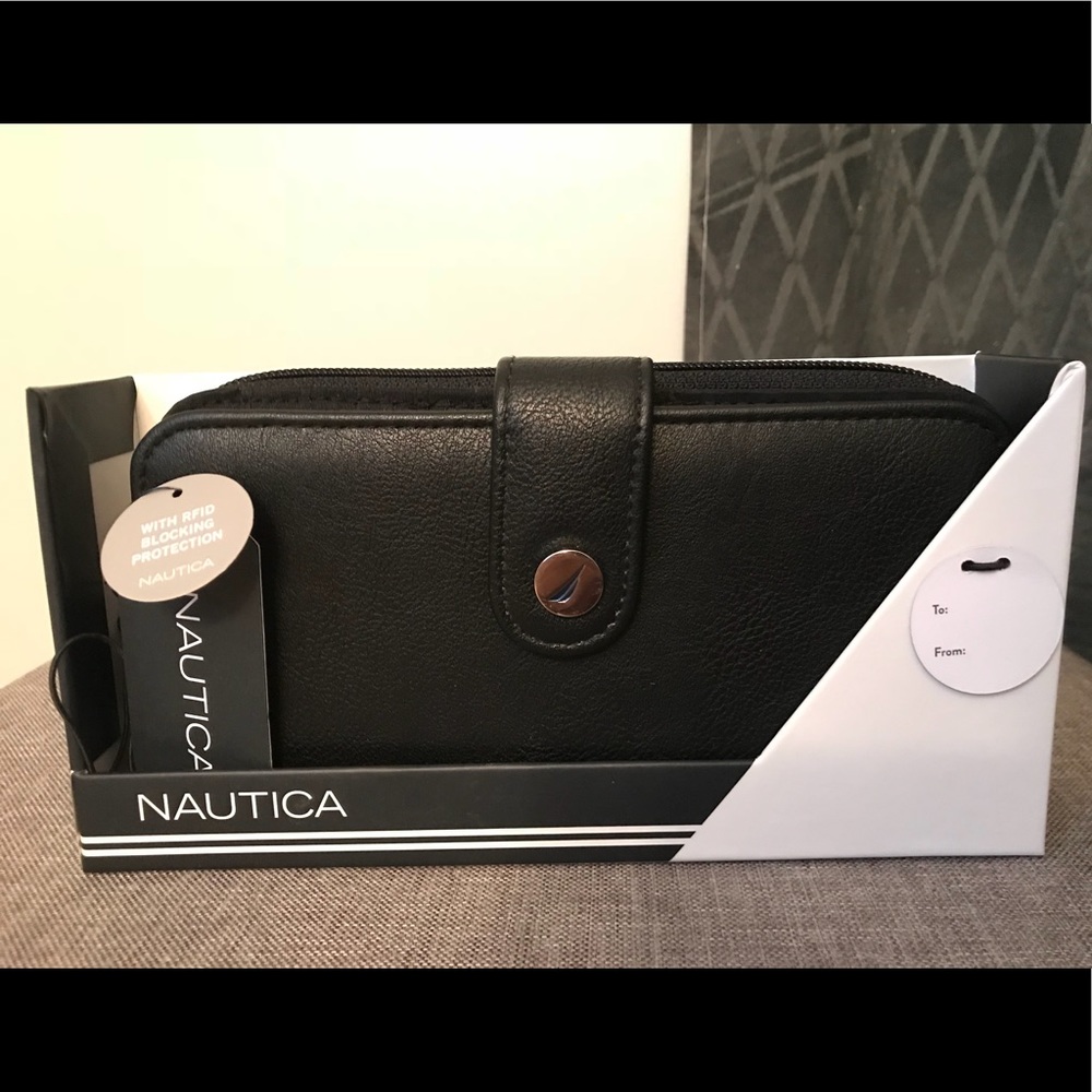 Nautica Women’s Wallet